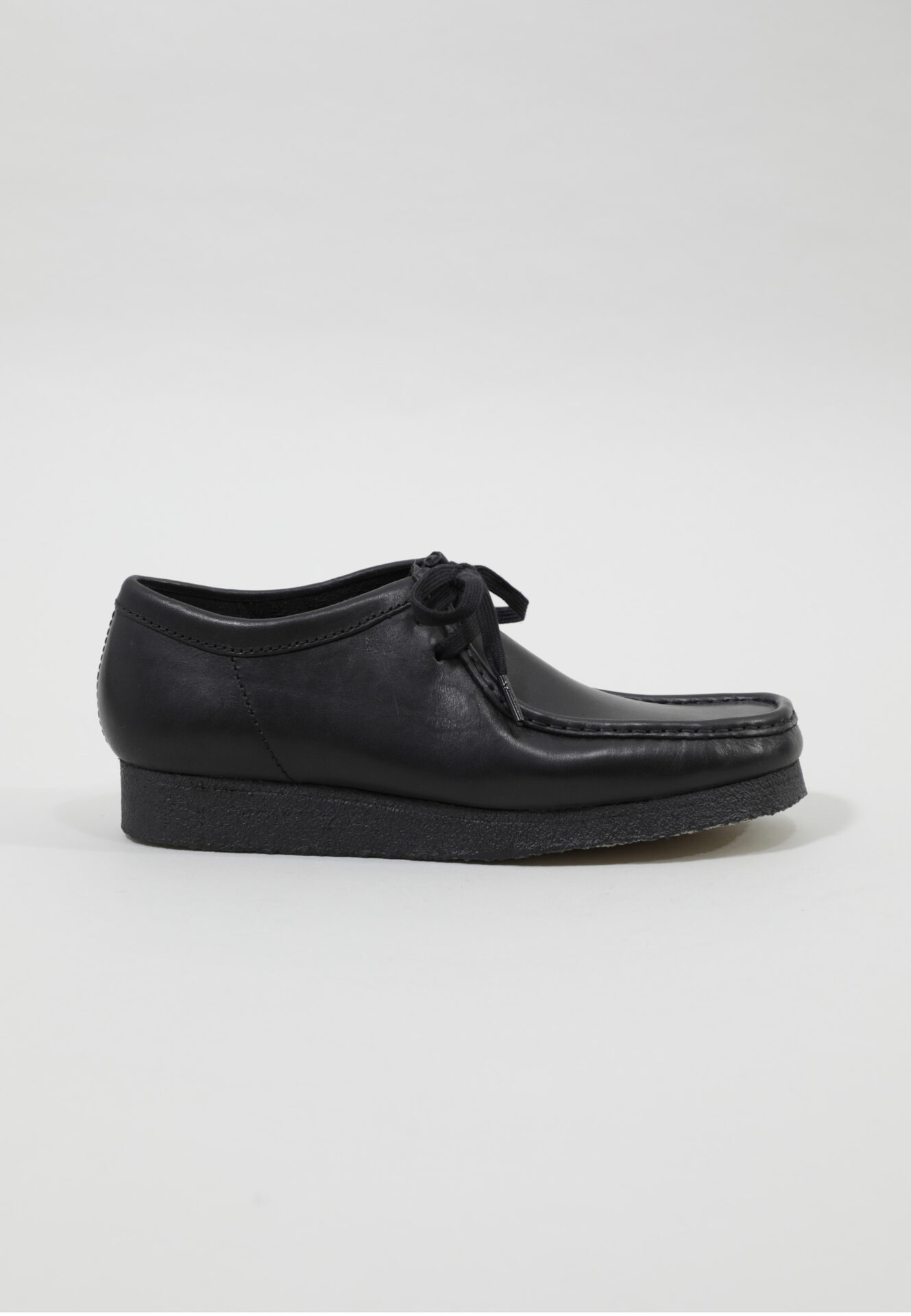 clarks-wallabee-black-leather.jpg